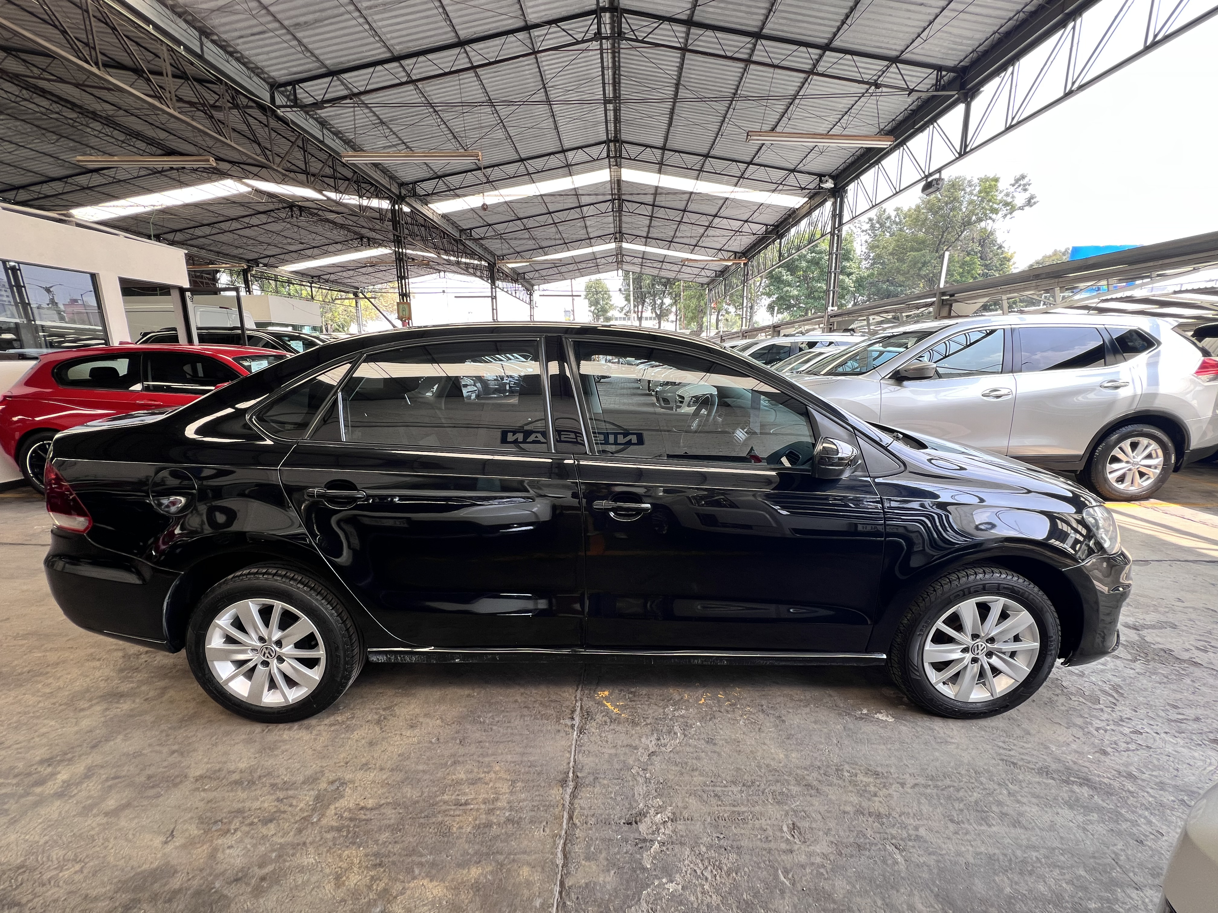 Volkswagen Vento 1.6 Confortline Mt 2019
